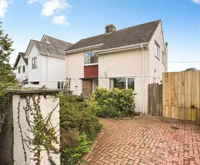 Troubridge Road, Helston, TR13