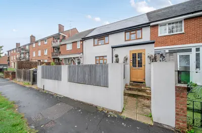 Leominster Road, Portsmouth, PO6
