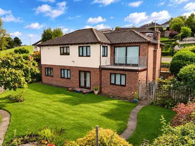 Sanctuary Close, Bishops Tawton