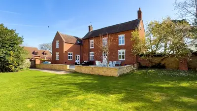 Manor Drive, Harlaxton, Grantham, Lincolnshire, NG32 1HU