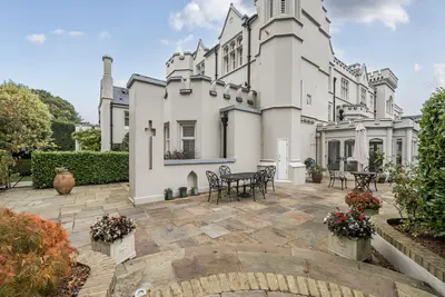 The Mansion, Kingswood Warren Park