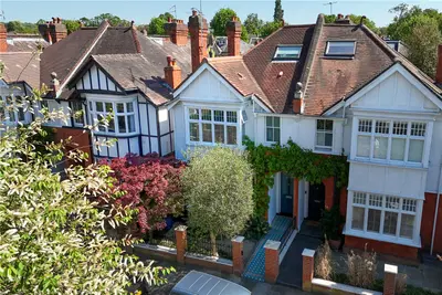 Claremont Road, St Margarets, TW1