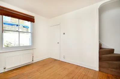 38a Leythe Road, London