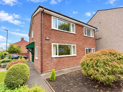 Green Lane, Hopwood, OL10