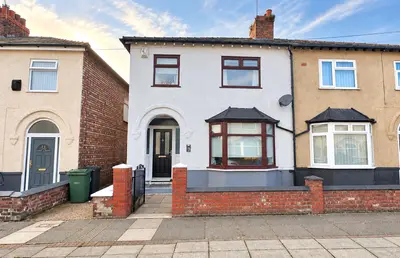 Crocus Avenue, Claughton Village, CH41
