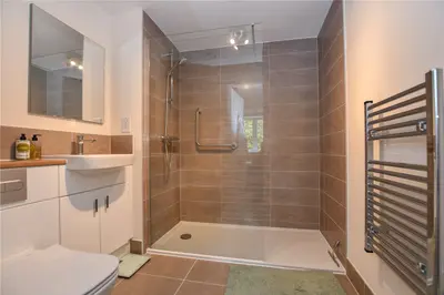Reading Road, Wokingham, Berkshire, RG41