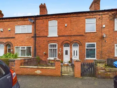 St. John Street, Newton-le-Willows, WA12