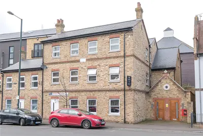 Mortlake High Street, Mortlake, SW14