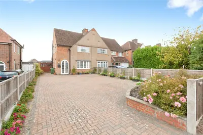 Braunstone Lane, Braunstone Town, LE3