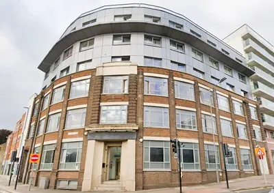 Midland Road, Luton, LU2