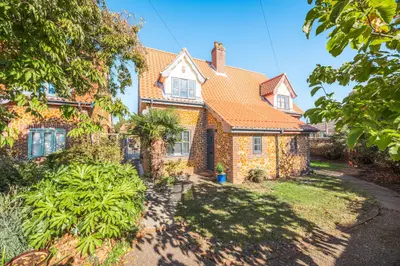 Spacious Two Bedroom Home with No Onw