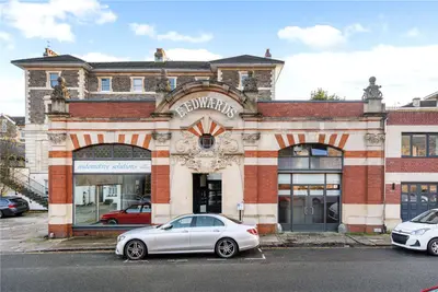Alma Vale Road, Clifton, Bristol, BS8 2HN