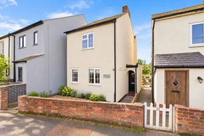 High Street, Colney Heath, AL4
