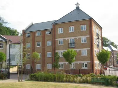 Albany Gardens, Hythe, CO2