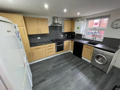 Burley Lodge Road, Burley, LS6