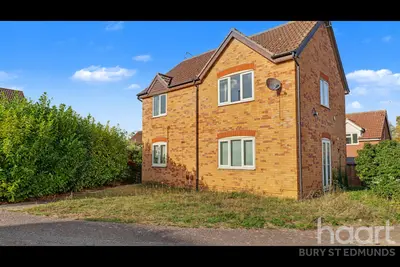 Lambourne Close, Bury St Edmunds, IP32