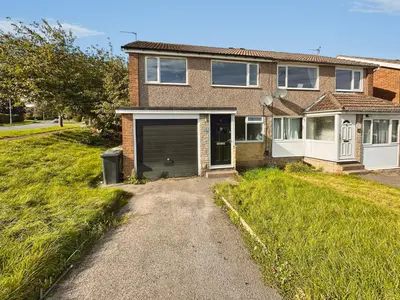 Kenworthy Gate, Leeds, LS16