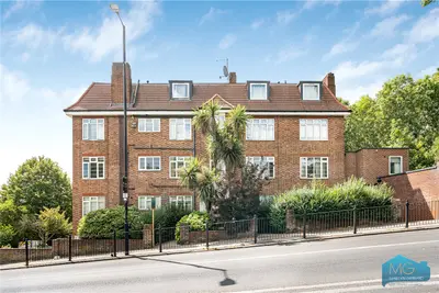 Risborough Close, Muswell Hill, N10
