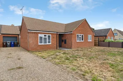 Oak Drive, Beck Row, BURY ST. EDMUNDS