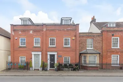 Thames Street, Sunbury-on-thames, TW16