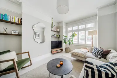 Kingston Road, Raynes Park, London, SW20