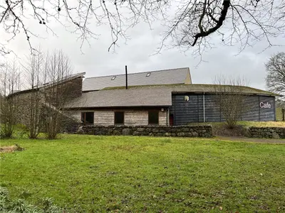 Bala, LL23