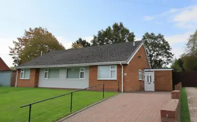 Johnstone Close, Telford