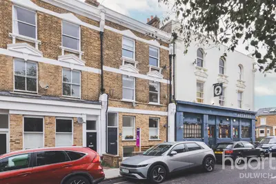 North Cross Road, London, SE22