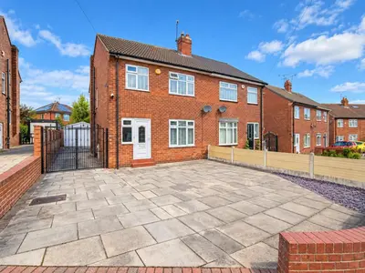 Kirkdale Gardens, Leeds, LS12