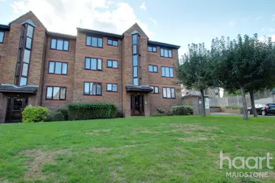 Birkdale Court, ME16