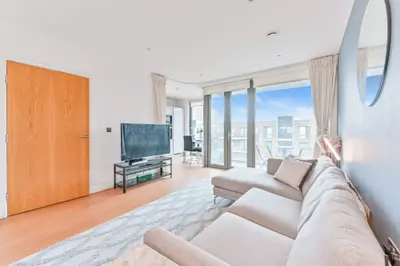 Flat 15, 100 Kilburn Park Road, London