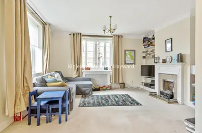 Sutton Court Road, Chiswick, London, W4