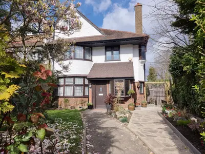 Great North Road, Highgate, N6 4LU