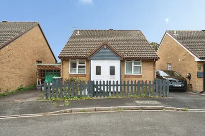 Southleigh Grove, Hayling Island, PO11