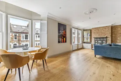 Devereux Road, London, SW11