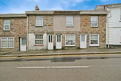 West End, Redruth, TR15