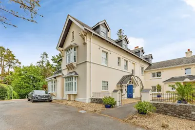 Meadfoot Road, Torquay, TQ1