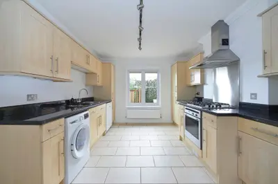 The Common, Cranleigh, GU6