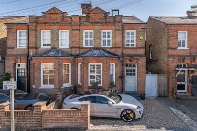 Grove Lane, Kingston Upon Thames, KT1