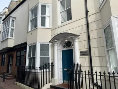 Steine Lane, Brighton, BN1