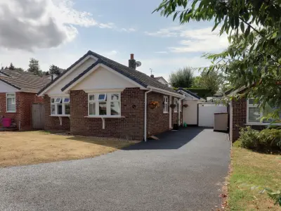Fox Hill, Tarporley