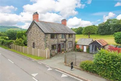 Carno, Caersws, Powys, SY17 5LT