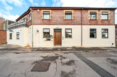 White Hart Road, Gosport, PO12