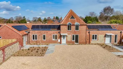 Lower Farm Mews, Tittleshall, PE32