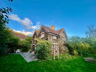 Cassiobridge Lodge, Gade Avenue, Watford WD18
