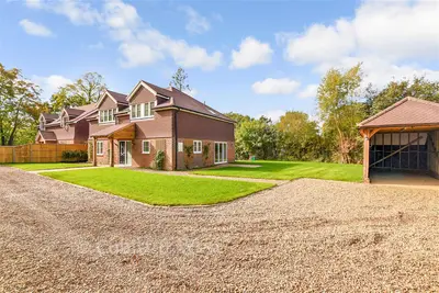 Sachel Court Drive, Alfold, GU6