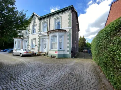 Withington Road, Manchester, M16