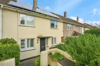 Erle Gardens, Plympton, PL7