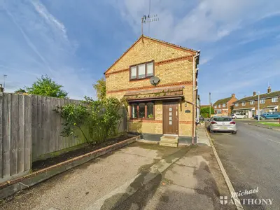 The Old Chapel, Slapton, Church Road, Leighton Buzzard, LU7 9BX