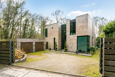 Warren Lane Stanmore HA7
